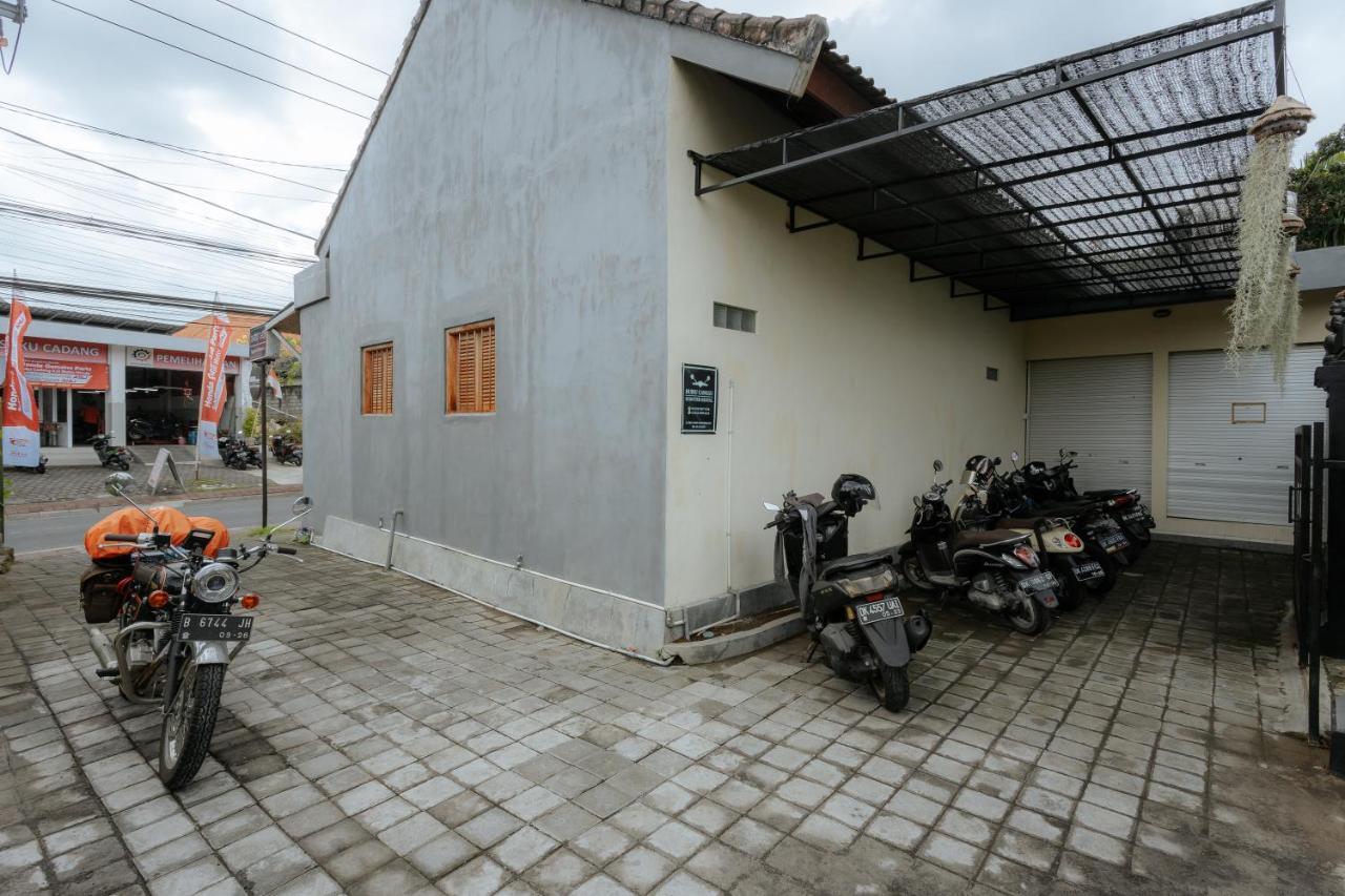 Bubu Canggu Guesthouse エクステリア 写真