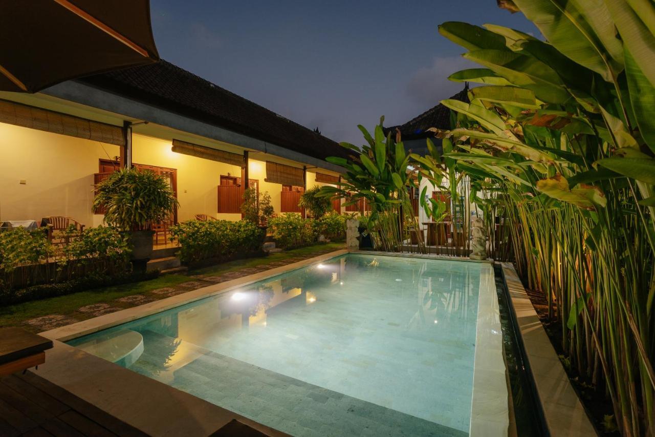 Bubu Canggu Guesthouse エクステリア 写真
