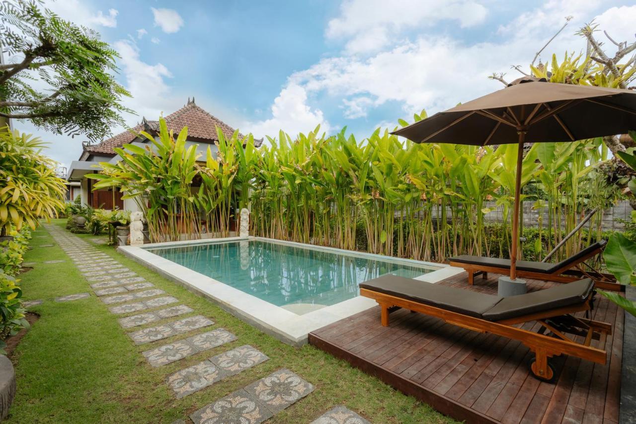 Bubu Canggu Guesthouse エクステリア 写真